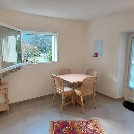 Apartamento T2 Indépendant Dans Maison Confort *