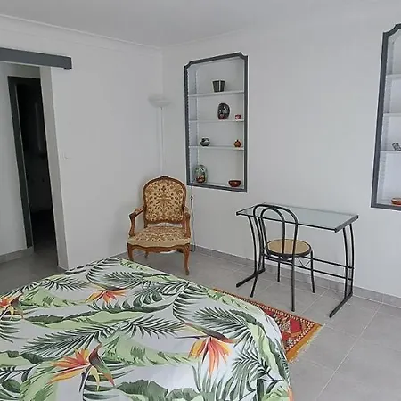 T2 Indépendant Dans Maison Confort Die
